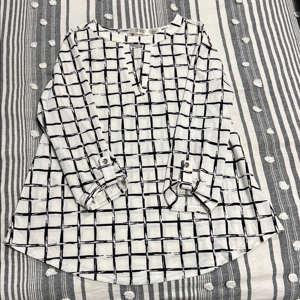 Elegant Black and White Grid Blouse